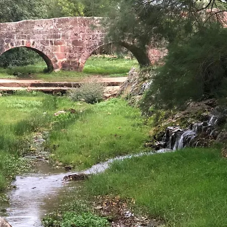 בית נופש Paleolitico Rural Salguero de Juarros